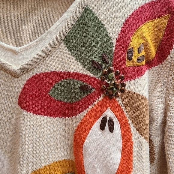 Floral Design 90s Sweater with Wood and Stone  Accents, Size XL - Picture 5 of 7
